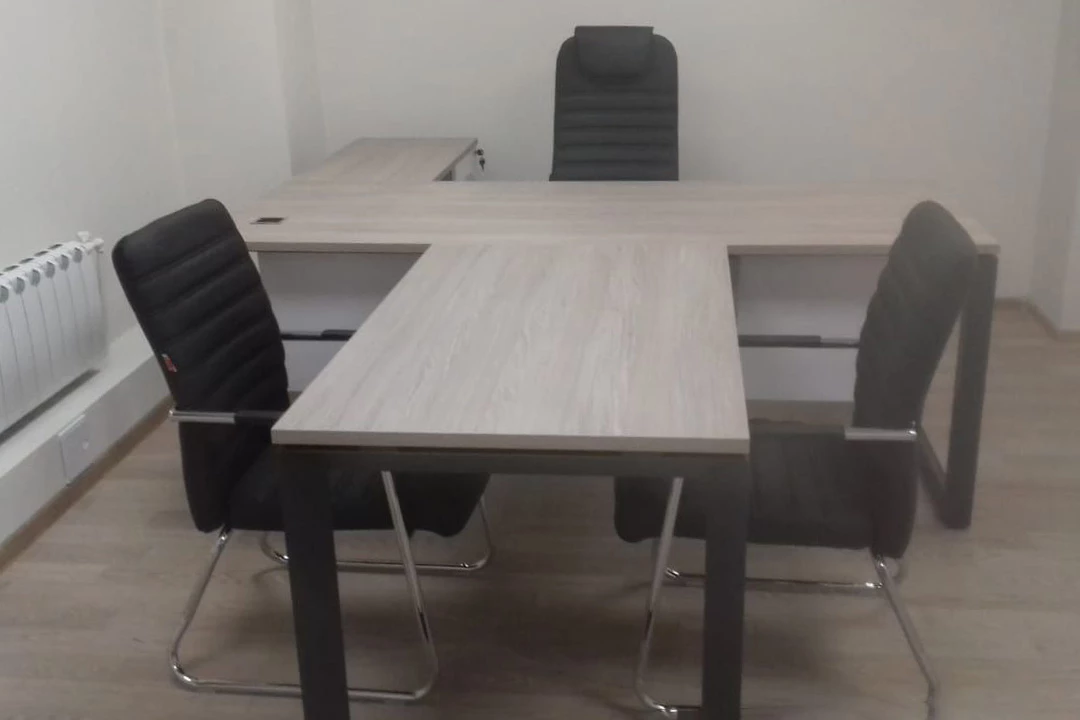 Брифинг-приставка на О-образном м/к 1180x720x750 Onix Direct фото в интерьере 1